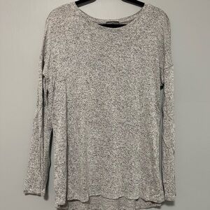Market & Spruce Heathered Gray Long Sleeve Top